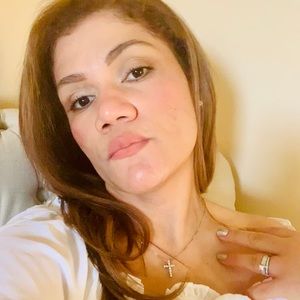 Meet your Posher, Sarahi